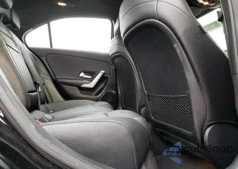 2019 Mercedes-Benz A 220 z USA, uszkodzony, nr VIN WDD3G4EB5KW002004